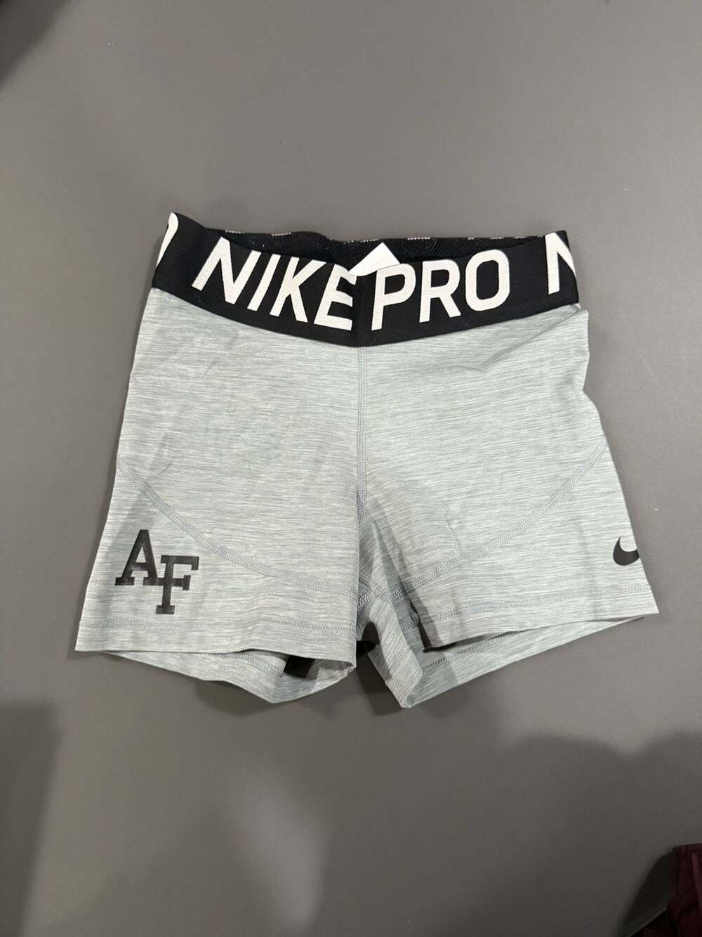 Nike Pro Dri-Fit Shorts Size S Gray Athletic Compression